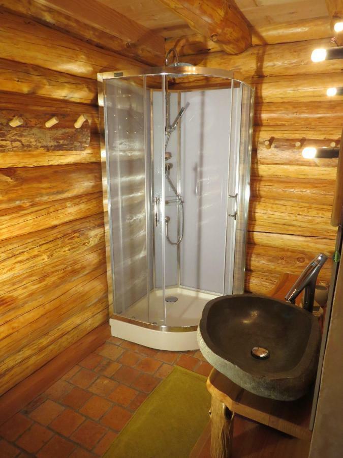 La Cabane De Hans Saint-Martial-de-Gimel Eksteriør billede